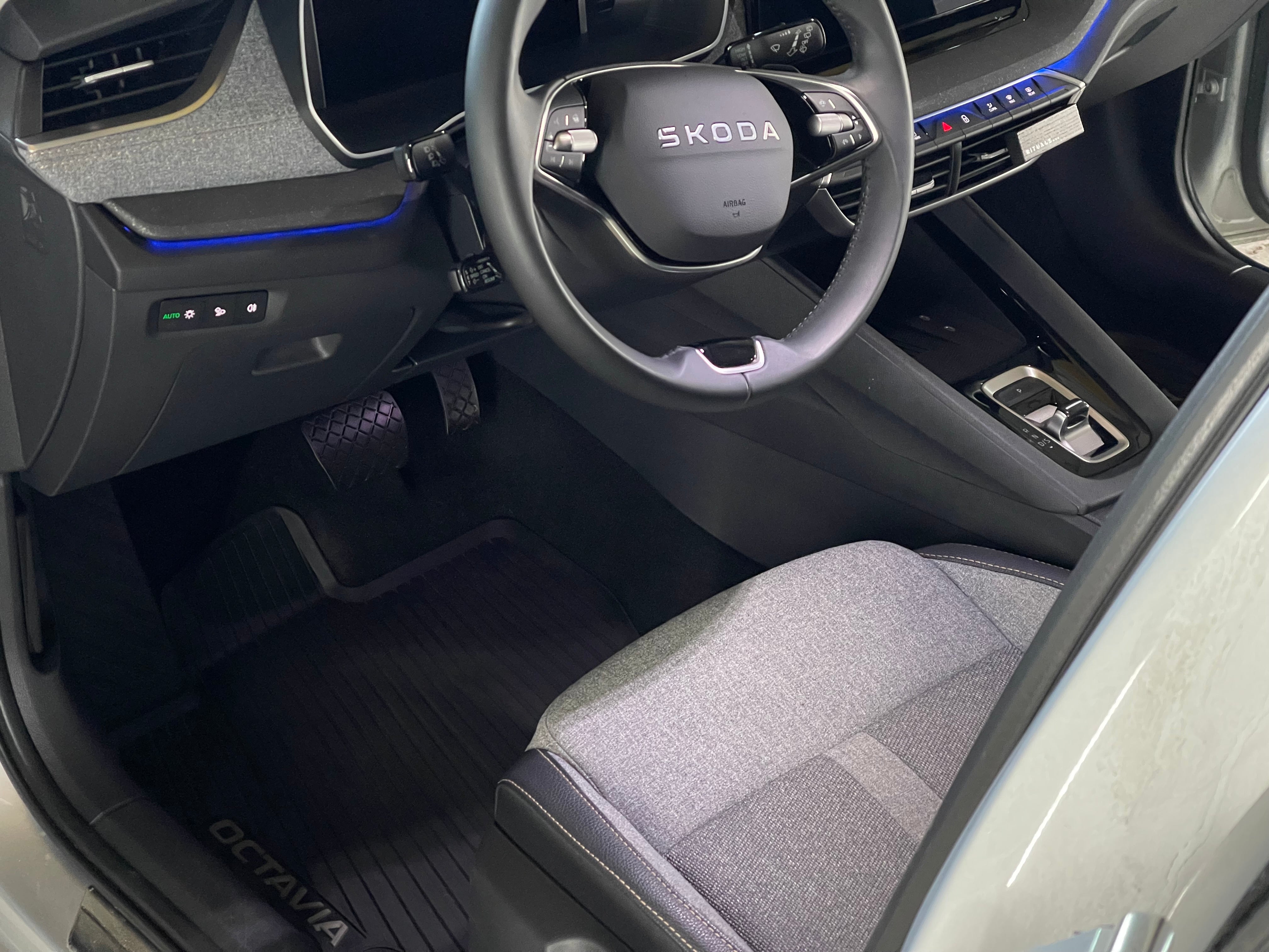 Škoda Octavia - BaseCare